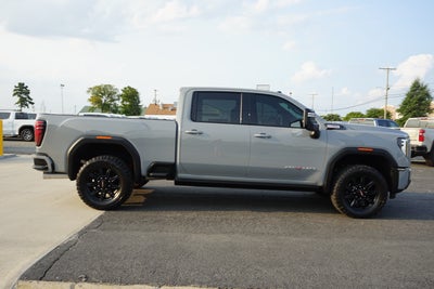 2025 GMC Sierra 2500 HD AT4