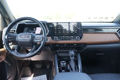 2023 GMC Canyon 4WD AT4