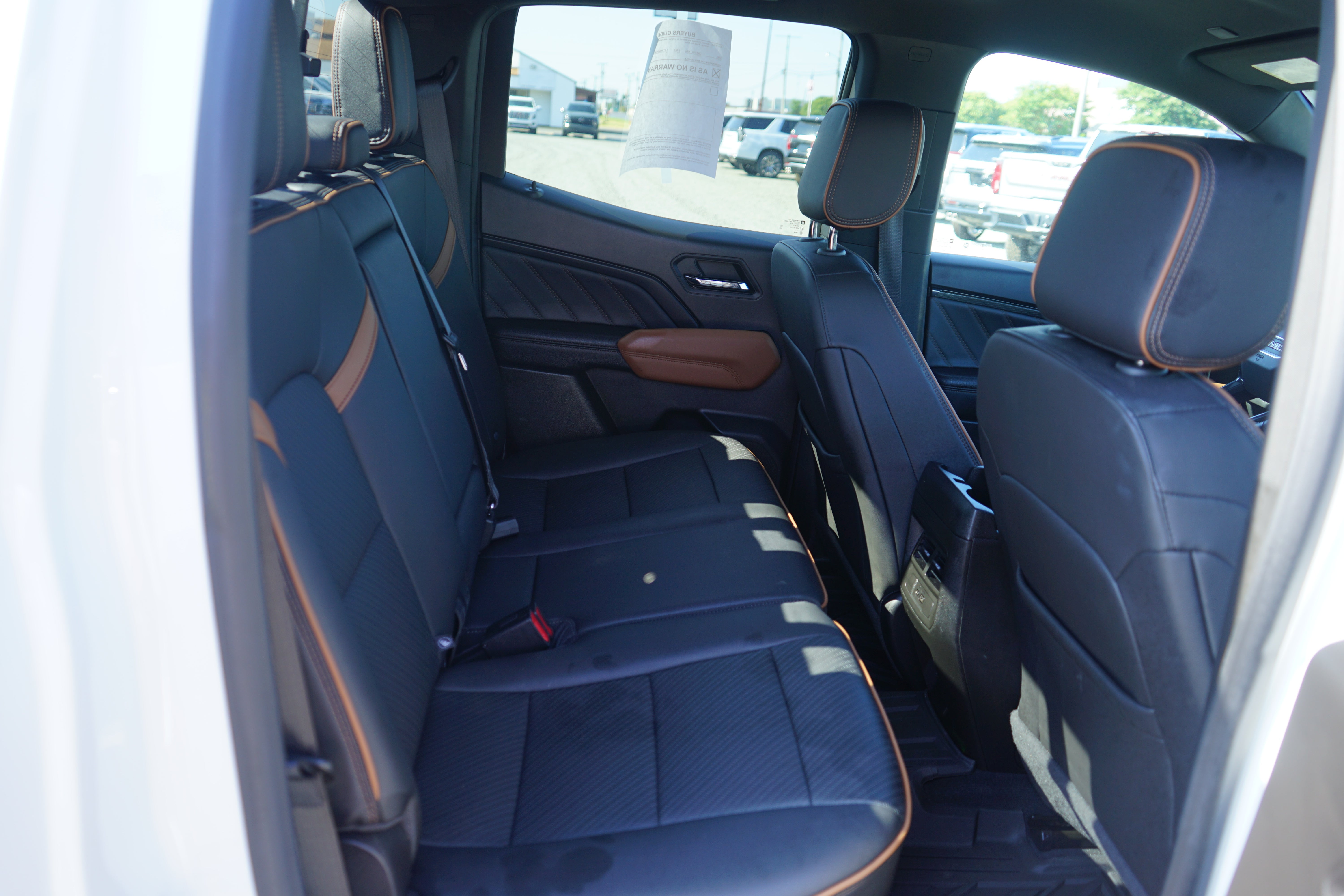2023 GMC Canyon 4WD AT4