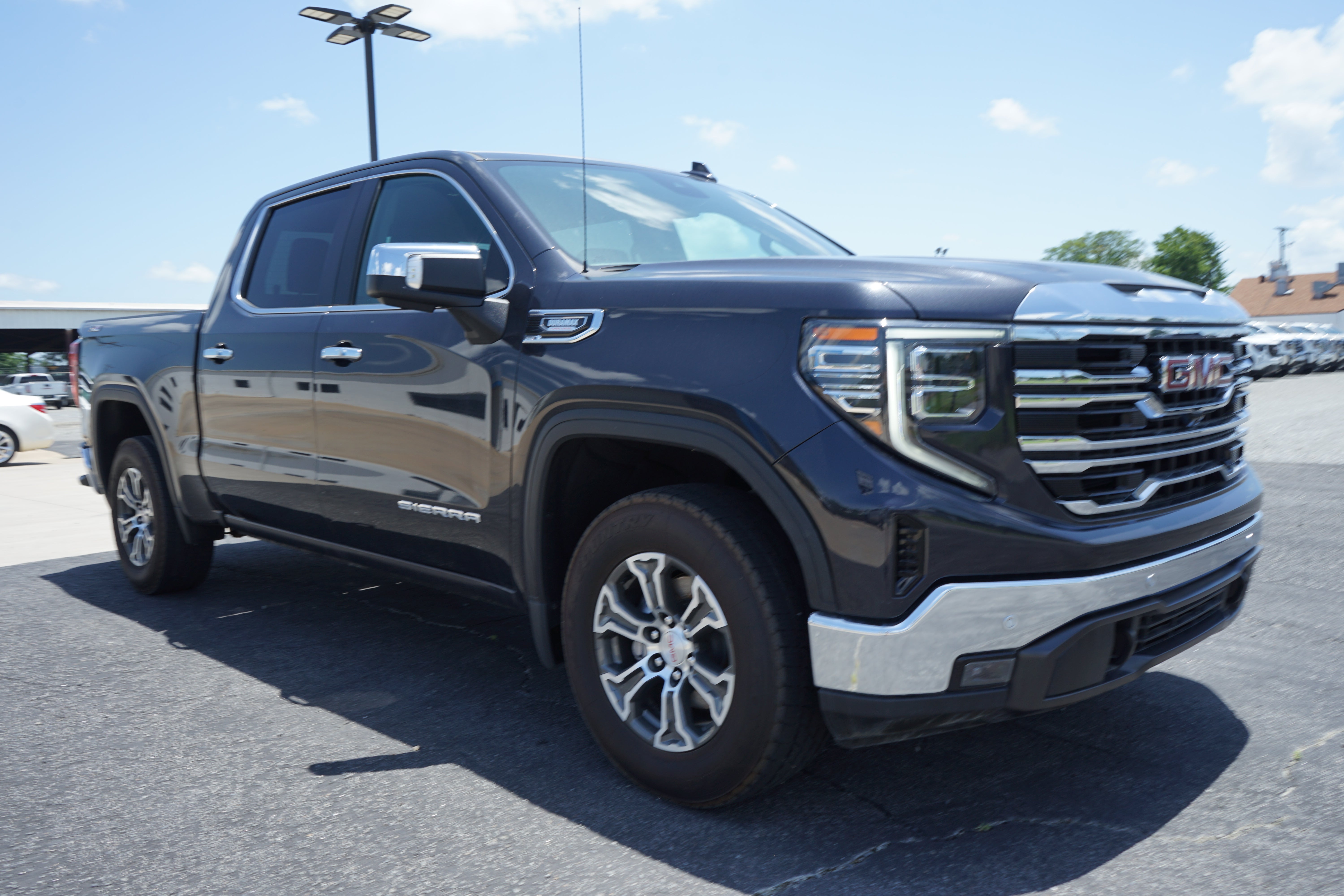 2022 GMC Sierra 1500 SLT