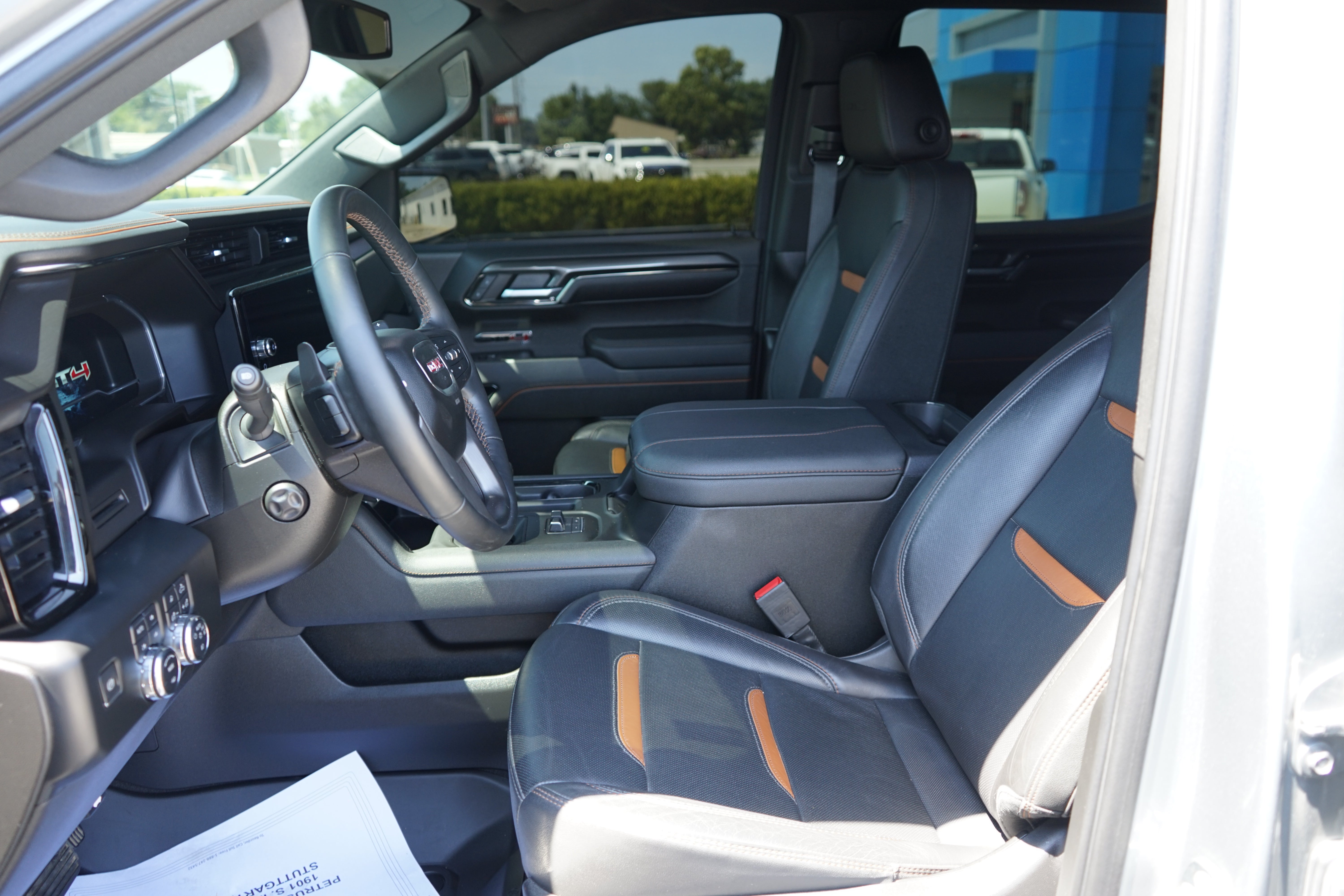 2023 GMC Sierra 1500 AT4