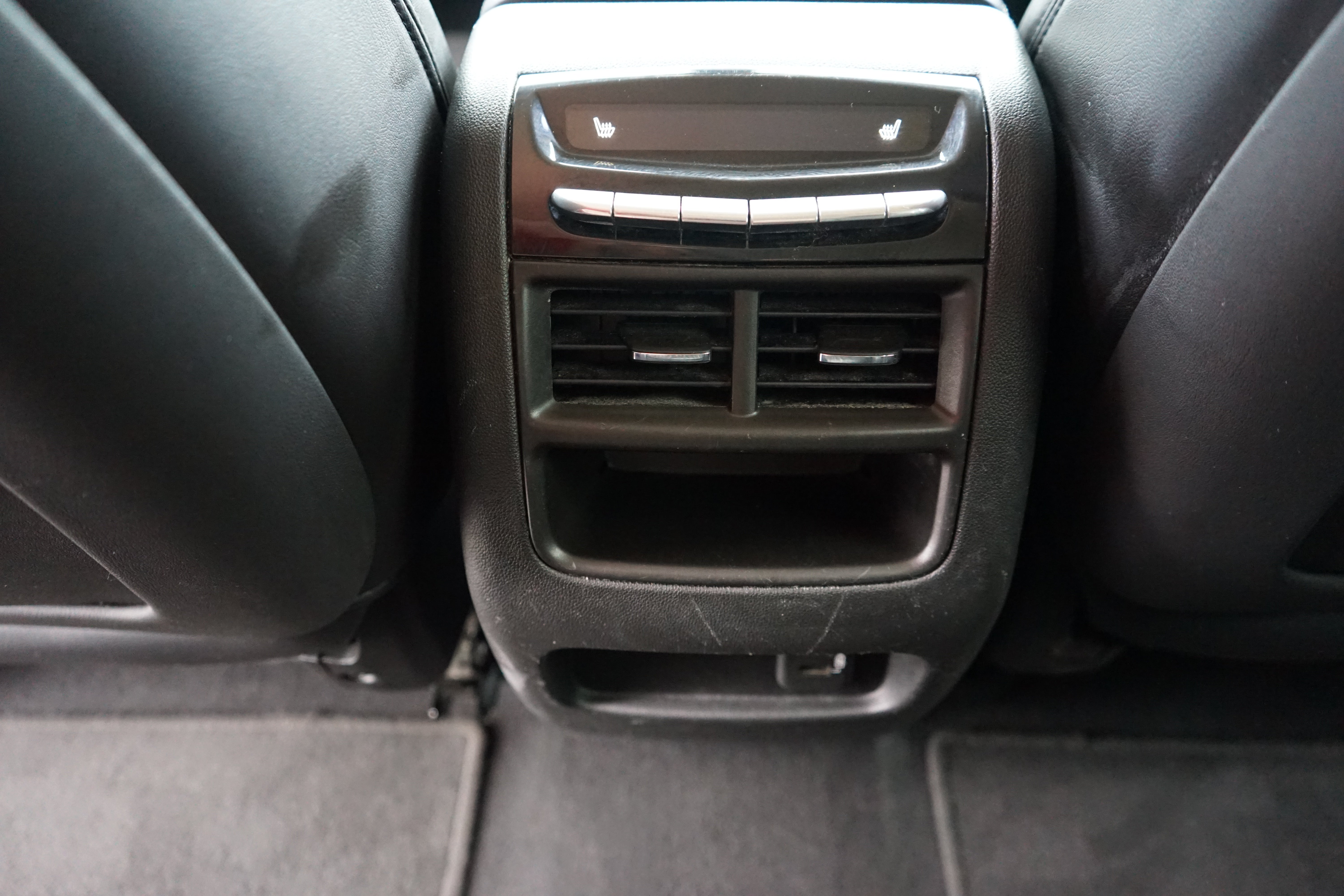2018 Cadillac XT5 Premium Luxury FWD