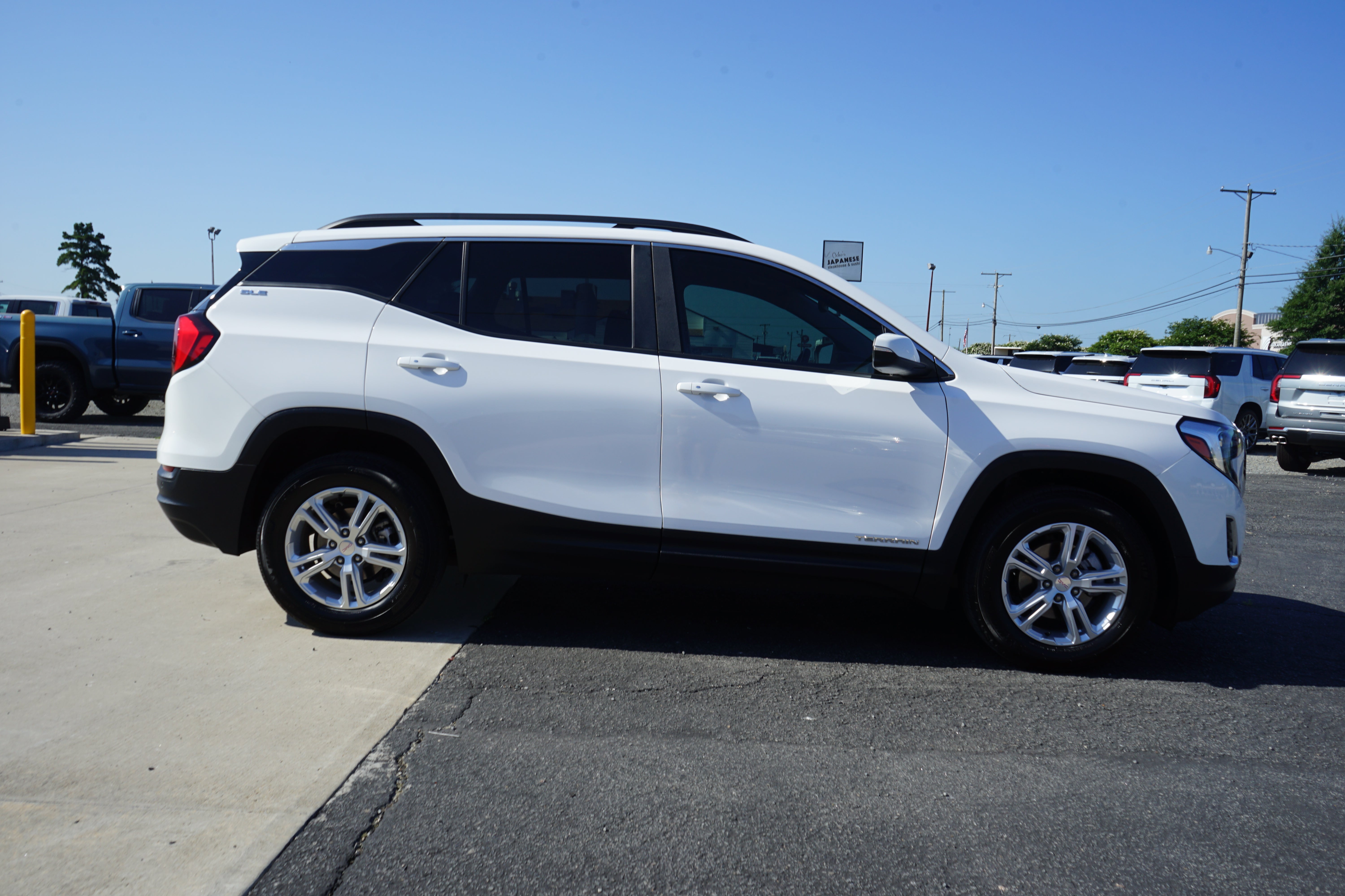 2021 GMC Terrain SLE