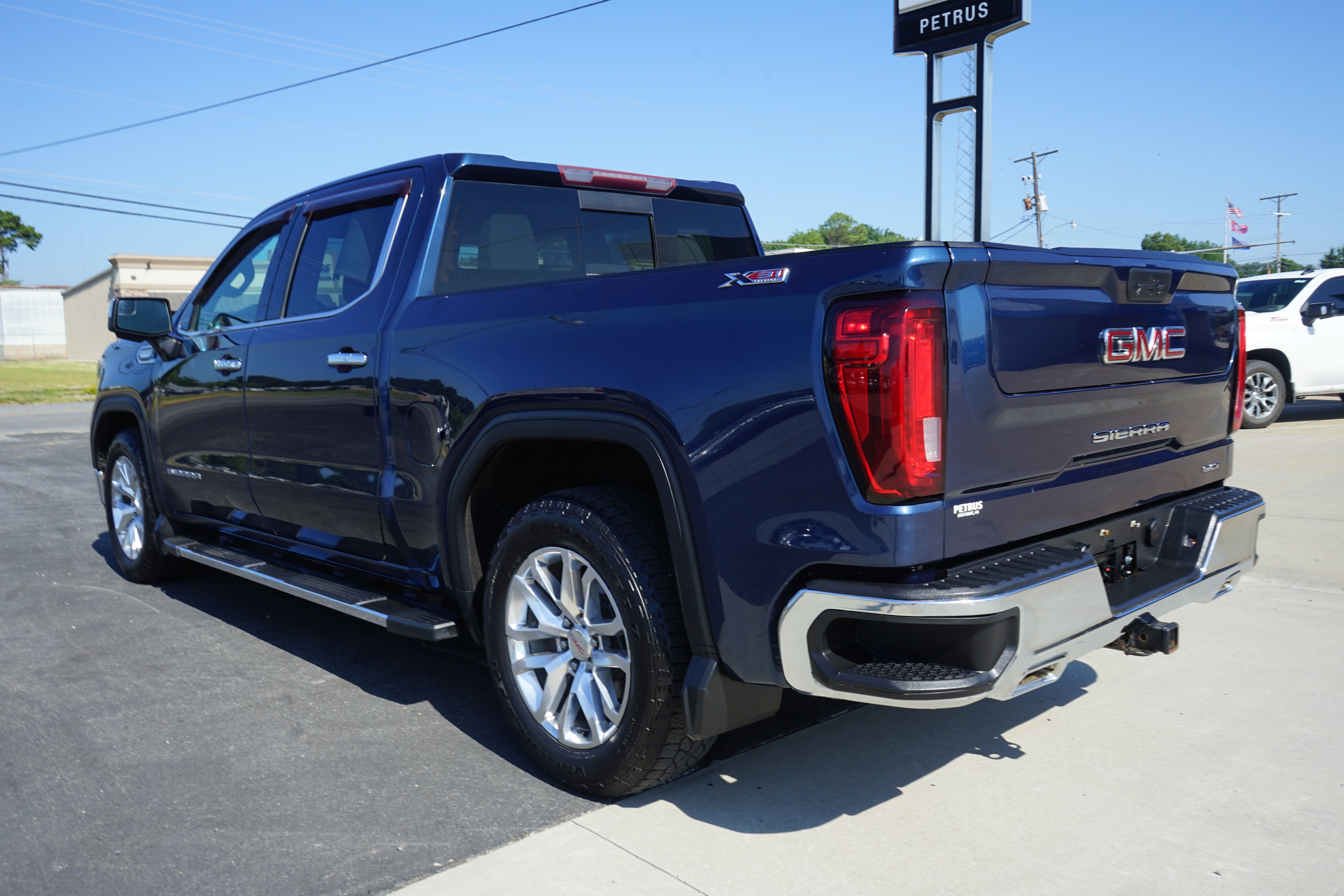 2021 GMC Sierra 1500 SLT