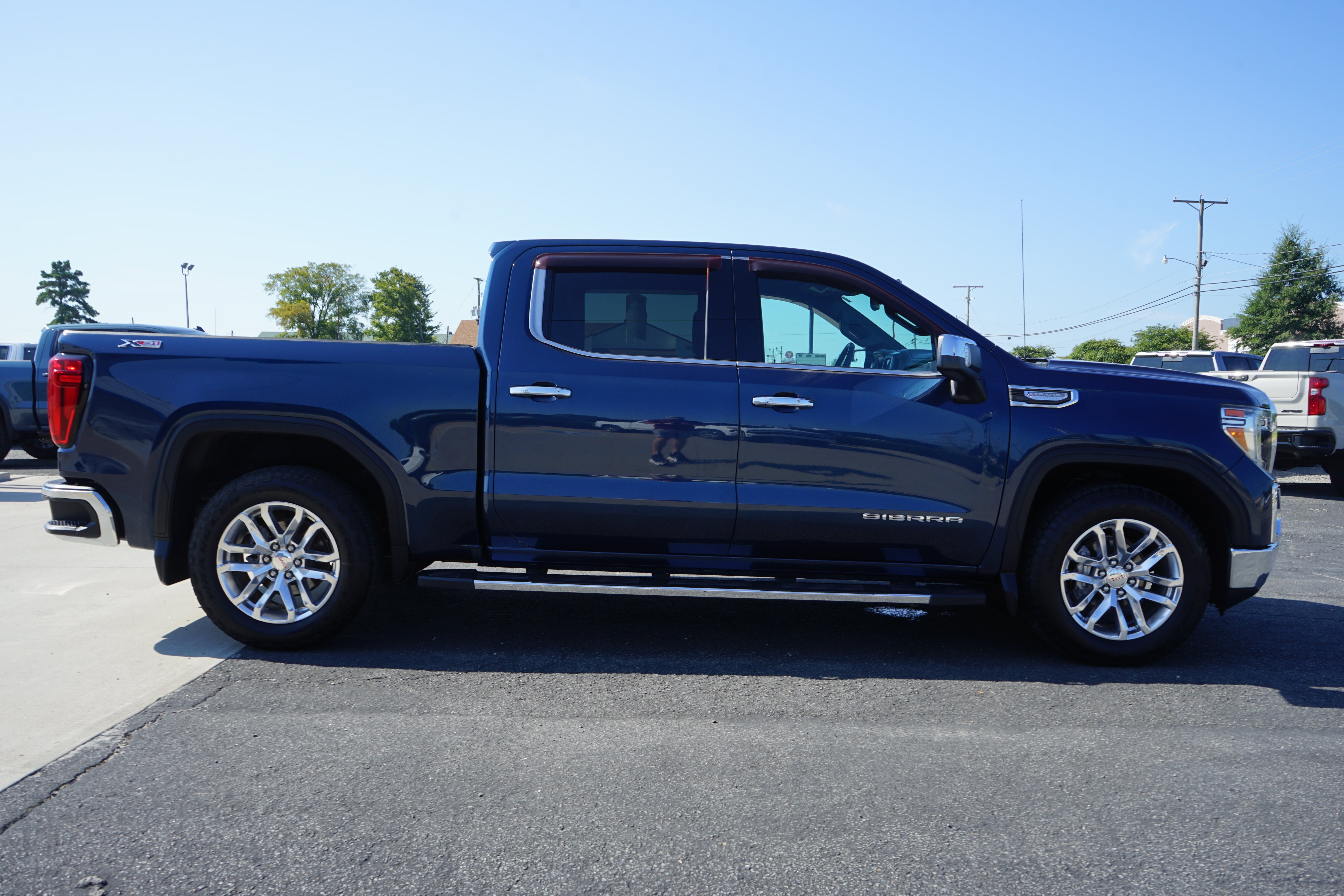 2021 GMC Sierra 1500 SLT