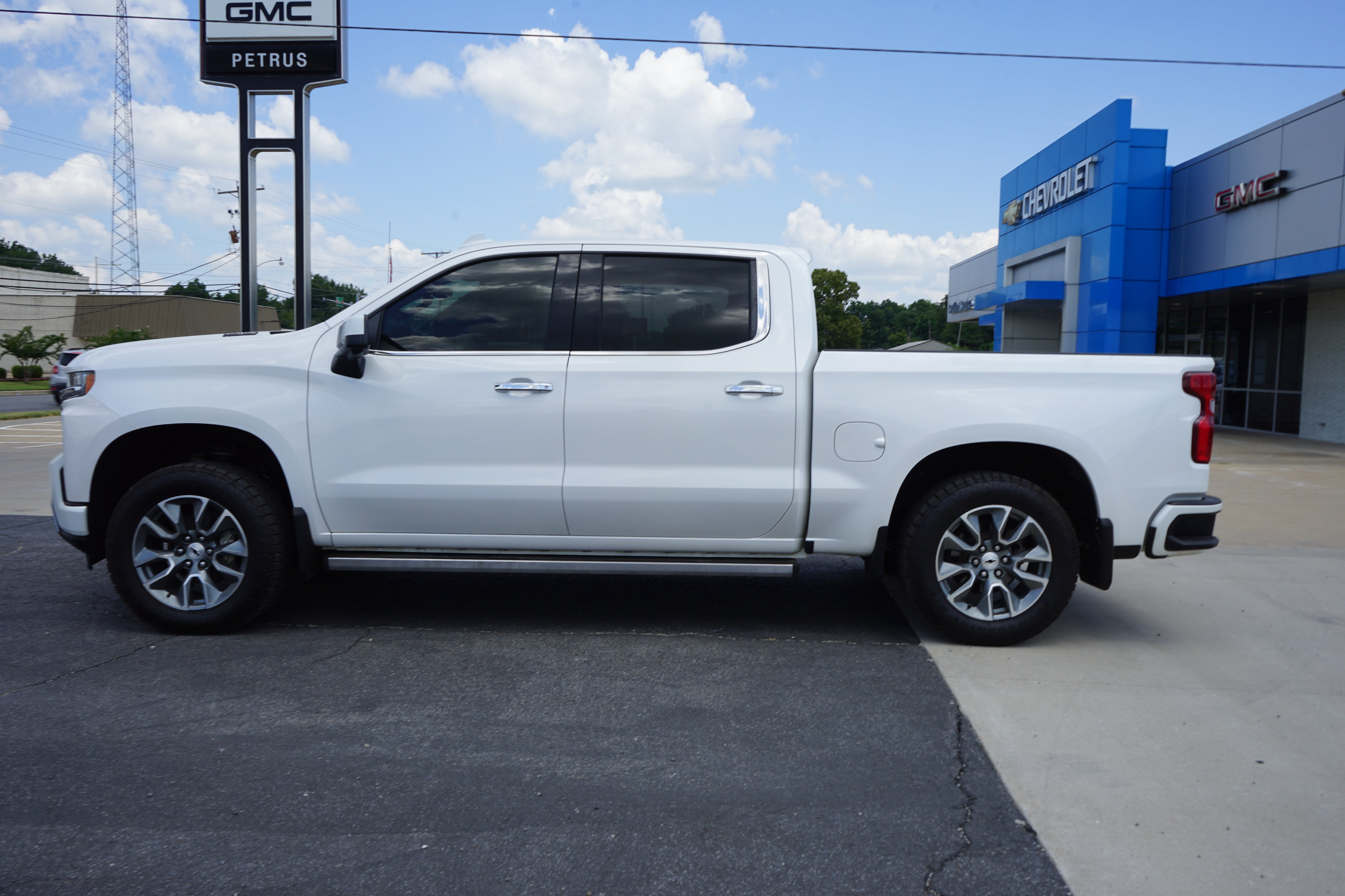 2020 Chevrolet Silverado 1500 High Country