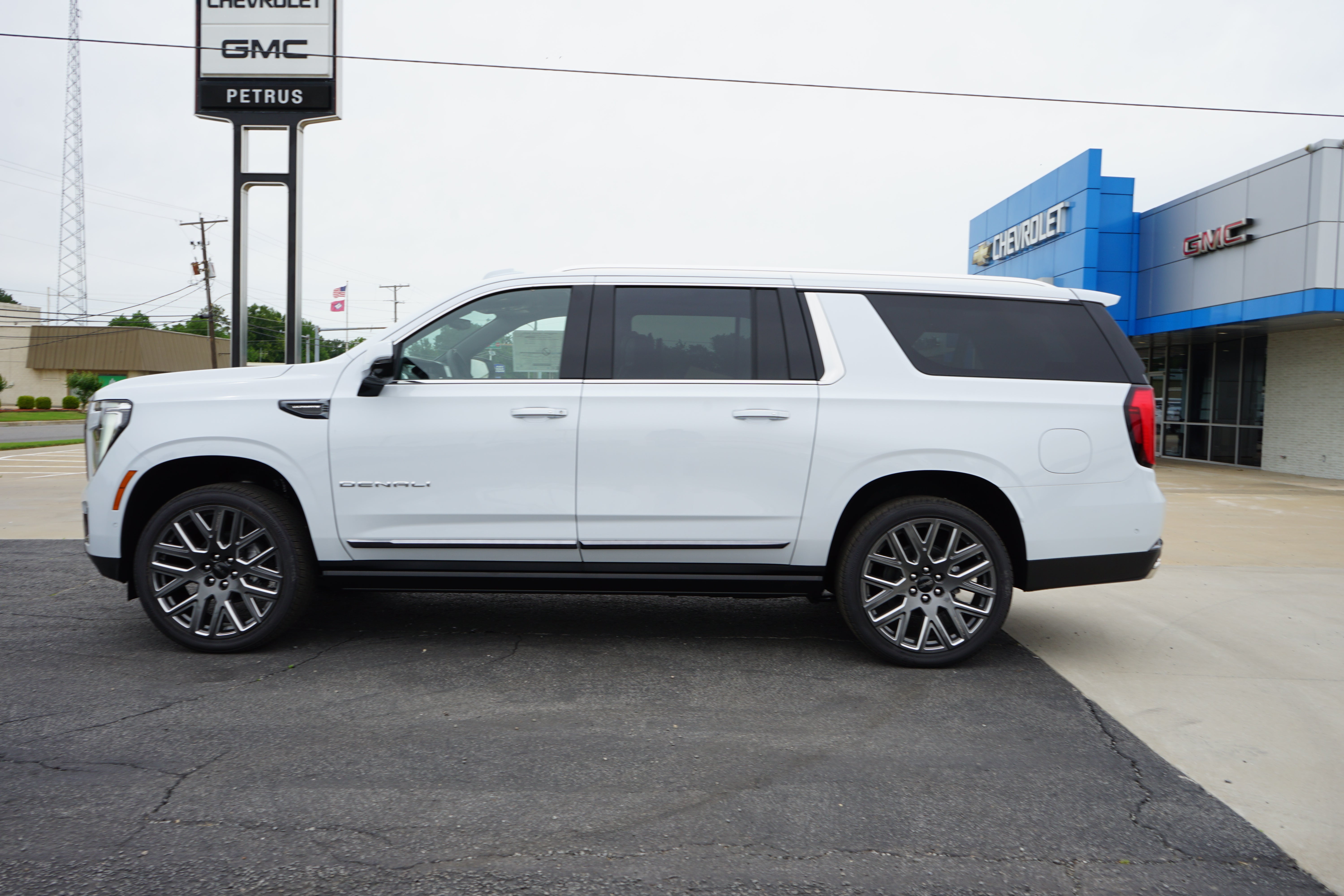 2026 GMC Yukon XL Denali Ultimate