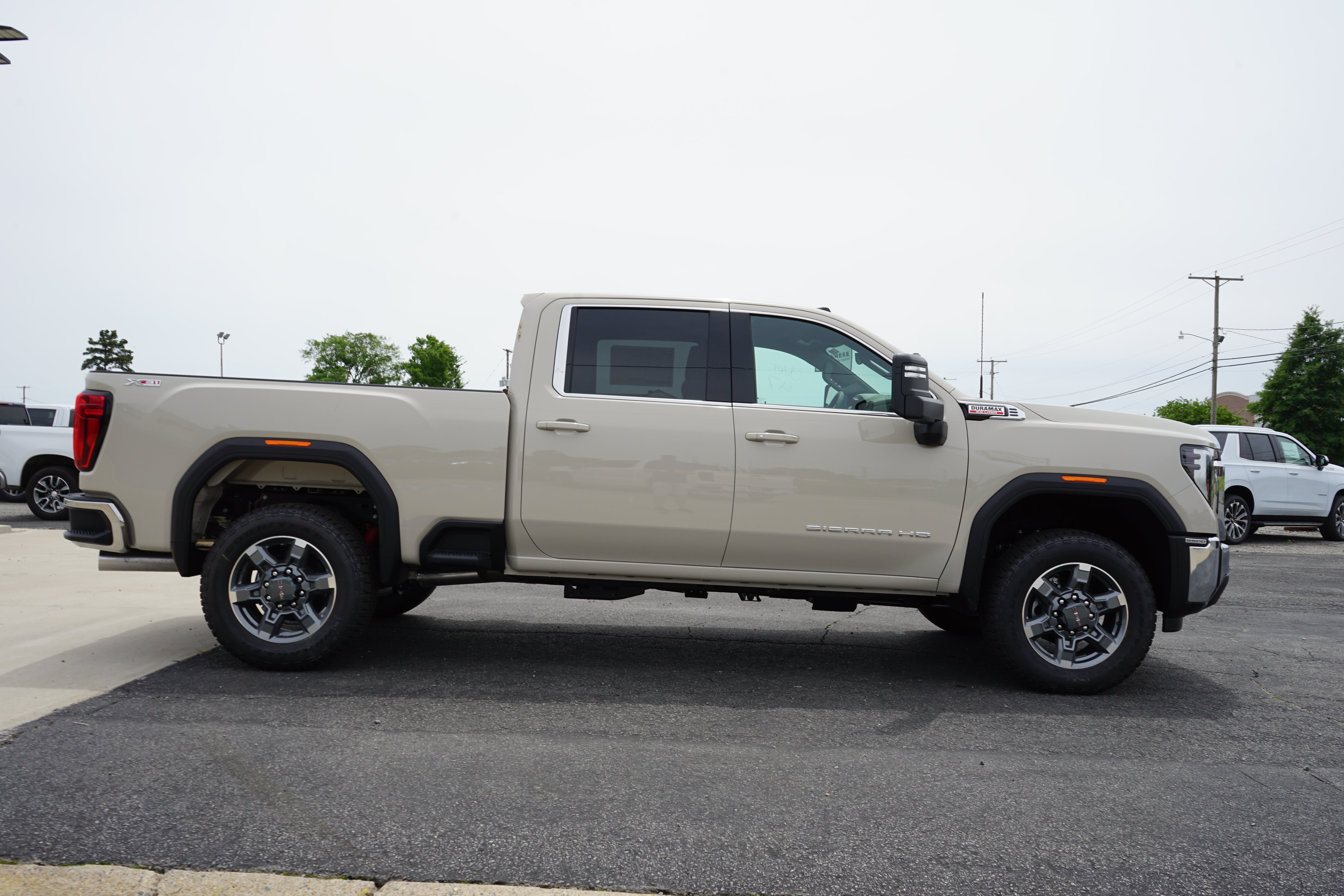2026 GMC Sierra 2500 HD SLE