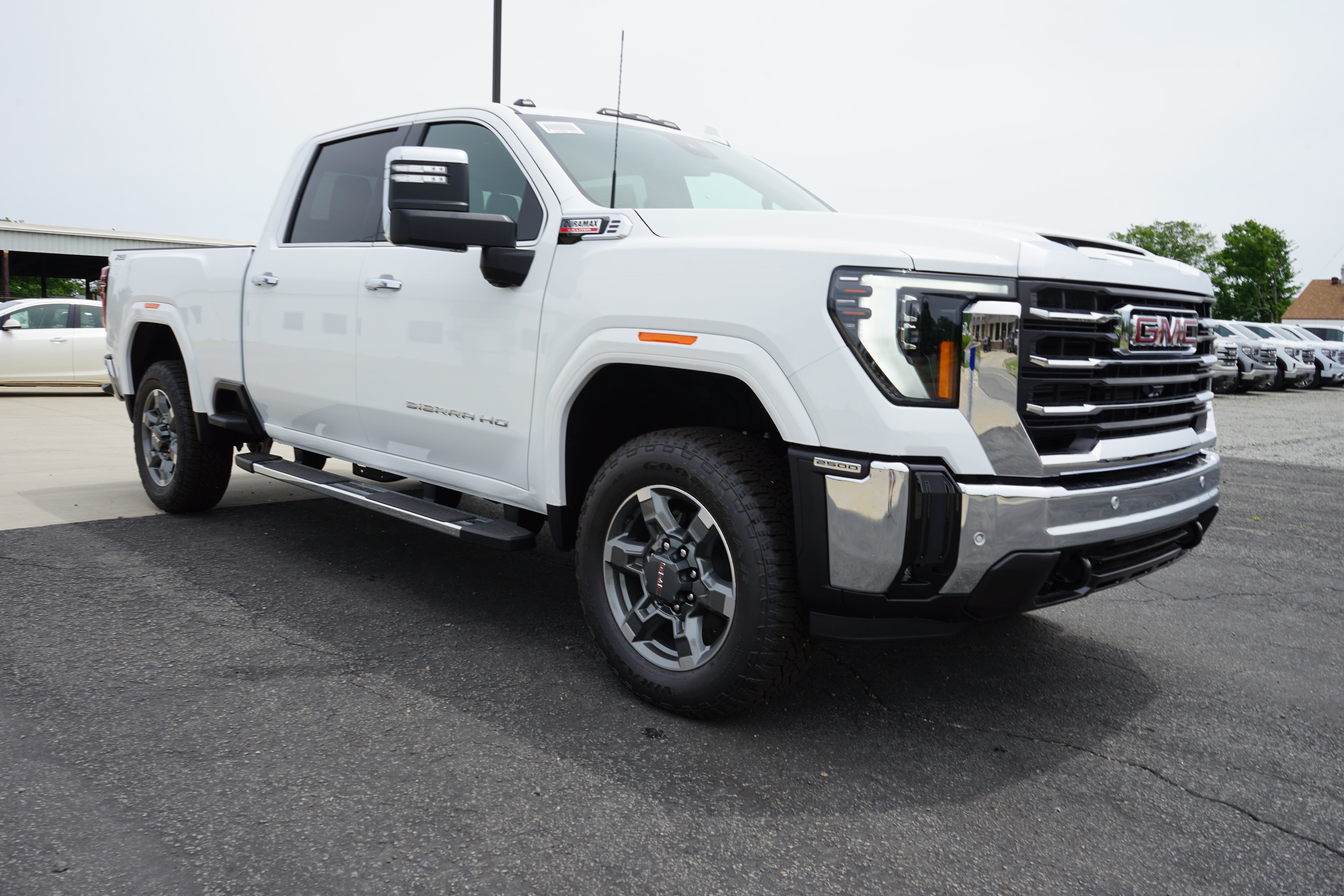 2026 GMC Sierra 2500 HD SLT